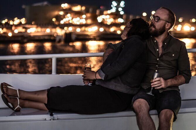 Newcastle Harbour Dinner Cruise with Buffet and Live Music - The Food and Entertainment