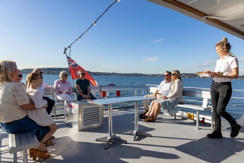 Newcastle: Lake Macquarie Cruise with Lunch - Why This Cruise Works Well
