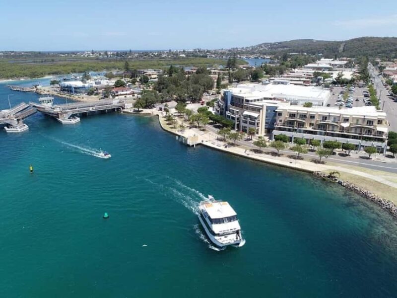 Newcastle: Loop the Lake Cruise - An Introduction to the Lake Macquarie Loop Cruise