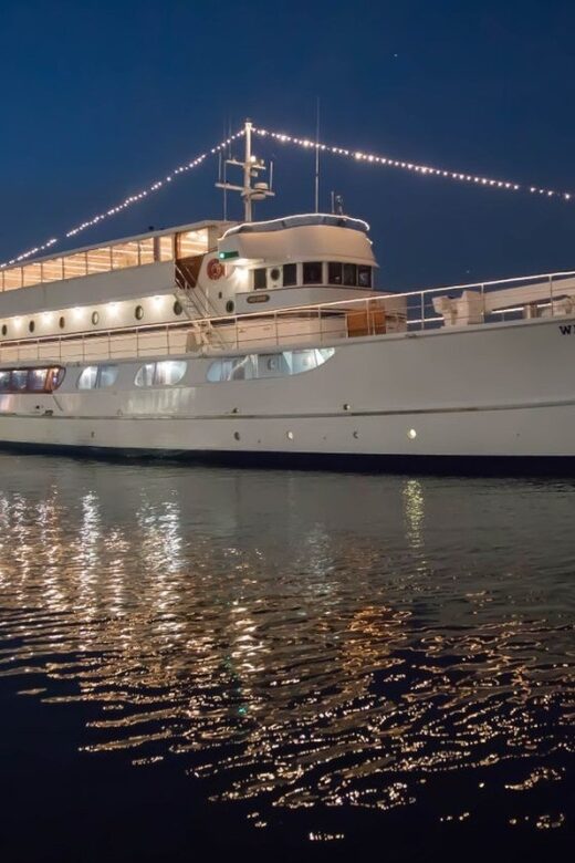 Newport Beach: Christmas Day Buffet Brunch or Dinner Cruise - The Sum Up