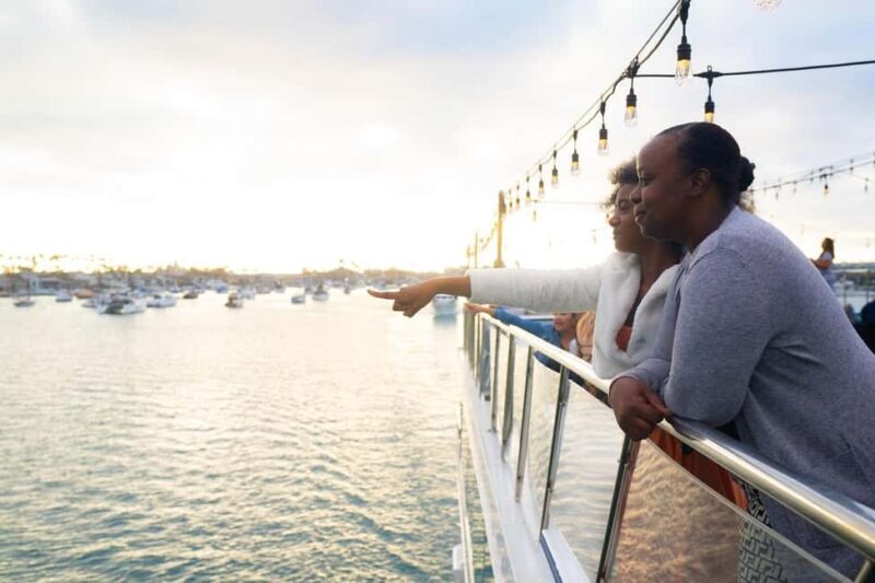 Newport Beach: City Cruises Weekend Dinner Cruise with DJ - Authentic Reviews and Insights