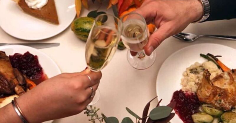 Newport Beach: Thanksgiving Buffet Brunch or Dinner Cruise - Who Should Consider This Cruise?