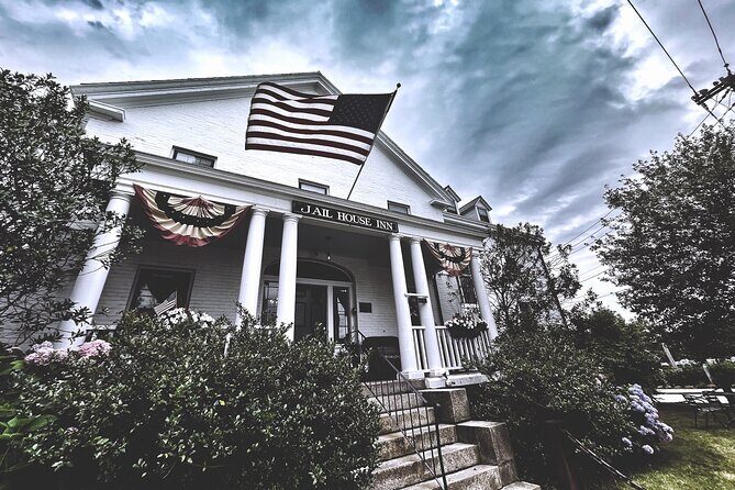 Newport Ghosts: Seaside Hauntings and Hags Tour - Who Will Enjoy This Tour Most?