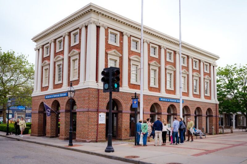 Newport: Golden to Gilded Age Guided Walking Tour - An Overview of the Tour Experience
