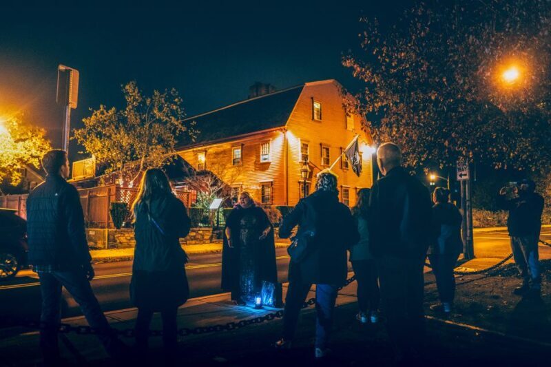 Newport: Historic District Ghosts Guided Walking Tour - Introduction