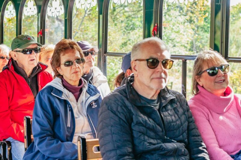 Newport: Scenic Trolley Tour - Comfort and Accessibility