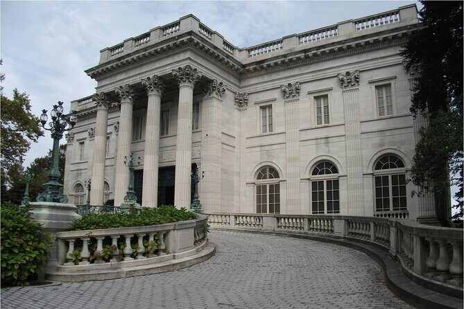 Newport Trolley Tour with Marble House - Viking Tours - FAQ