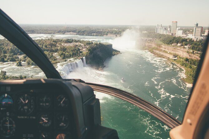 NF USA - Luxury Helicopter Tour with Maid of the Mist & Lunch - An In-Depth Look at the Tour Components