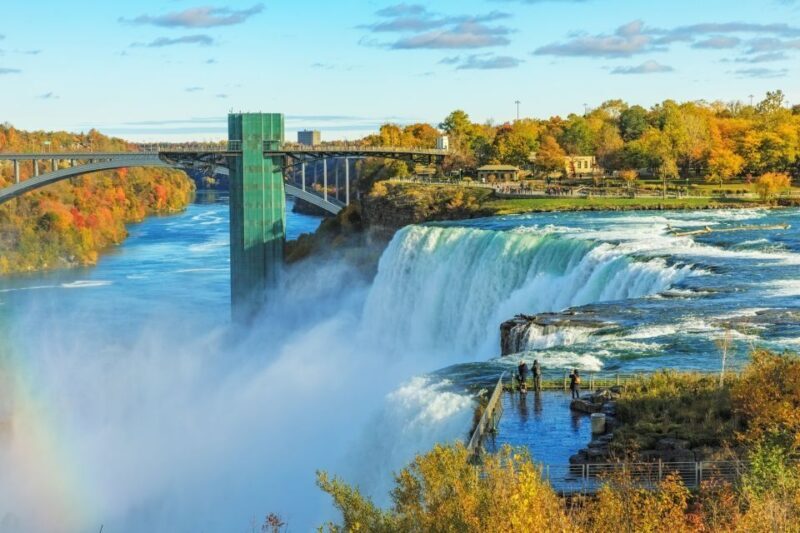 NF USA: Maid of the mist, Cave of the Winds, & Hotel Pickup - Key Points