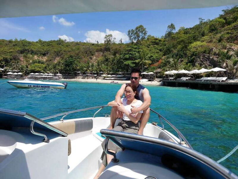 Nha Trang: Island Hopping Boat Tour with Snorkeling & Lunch - Key Points