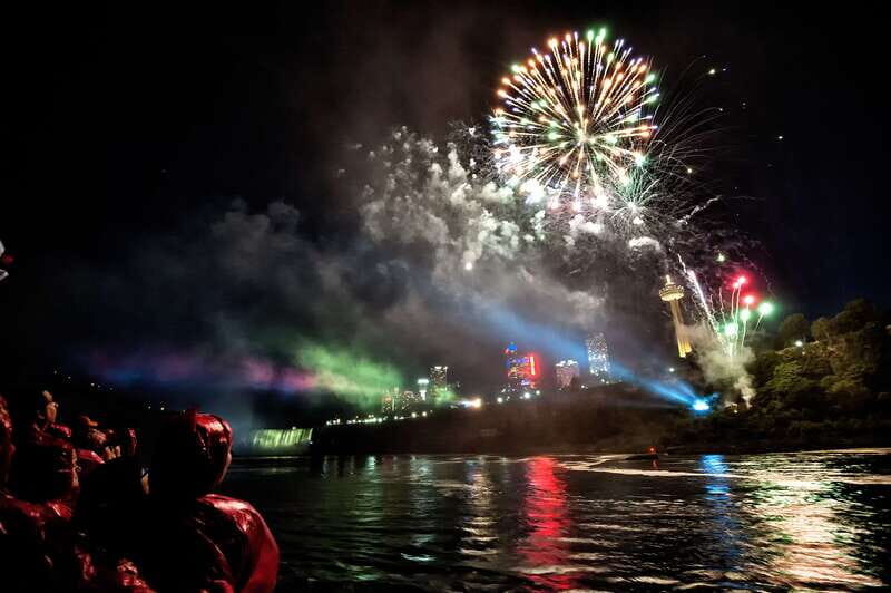 Niagara Falls, Canada: Evening Fireworks Cruise - The Sum Up