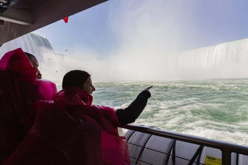 Niagara Falls: Early Access Boat & Journey Behind the Falls - A Close-Up of Niagara Falls