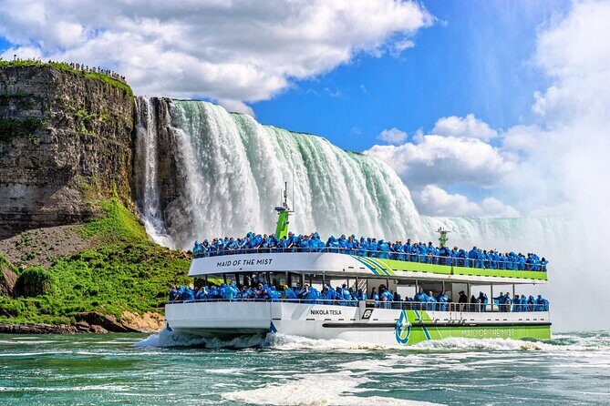 Niagara Falls Evening Illumination Tour with Maid Boat Ride - Key Points