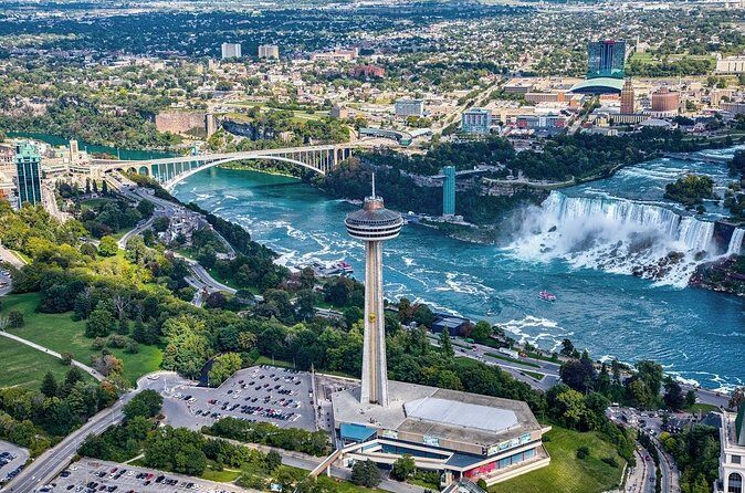 Niagara Falls Guided Vehicle Tour Canada - Who Will Enjoy This Tour?