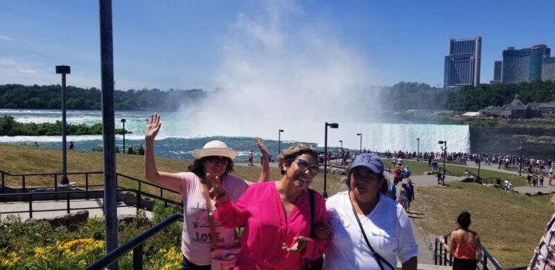 Niagara Falls, New York State: Guided Falls Walking Tour - A Detailed Look at the Niagara Falls Guided Walking Tour