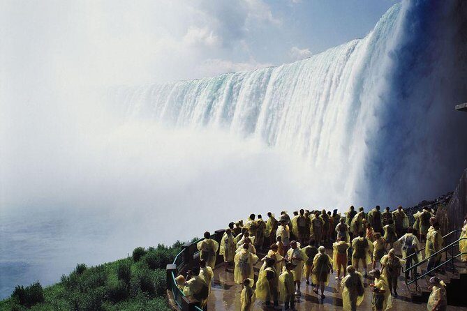 Niagara Falls Sightseeing Day Tour from Toronto - The Experience: Benefits and Drawbacks
