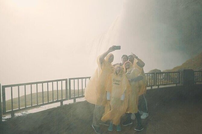Niagara Falls Tour from Toronto with Winery & Niagara on The Lake - Who Will Love This Tour?