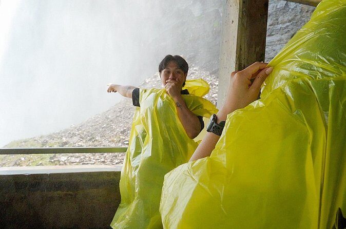 Niagara Falls Tour With Journey Behind the Falls & Boat Cruise - Who Should Consider This Tour?