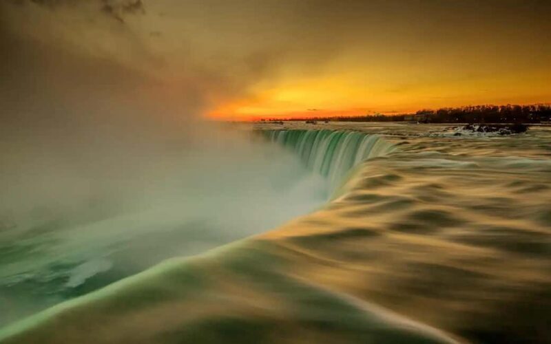 Niagara Falls: Tower Hotel Observation Deck Ticket - A Closer Look at the Experience