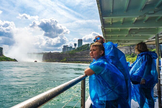 Niagara Falls: USA + Canada Tour with Cave, Boat Ride and Lunch - Comprehensive Review of the Niagara Falls: USA + Canada Tour with Cave, Boat Ride, and Lunch