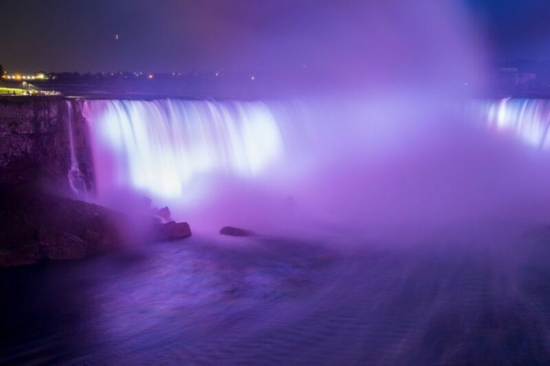 Niagara Falls, USA: Day & Night Small Group Tour with Dinner - Authentic Travel Experiences from Travelers