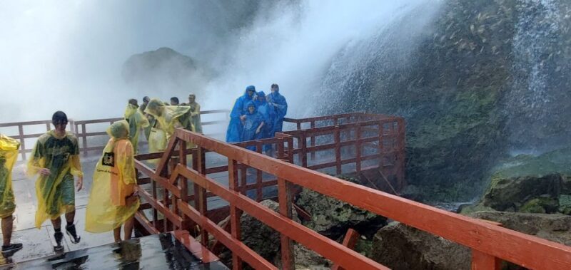 Niagra Falls, USA Side: Boat, Cave and Shuttle pass Tour - Who Should Consider This Tour?