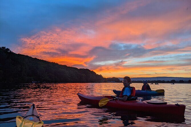 Nickajack Bat Cave Kayak Tour with Chattanooga Guided Adventures - Key Points