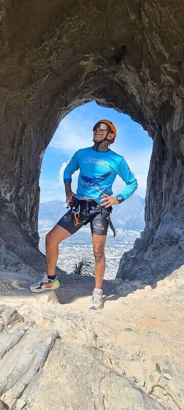 Nido de Aguiluchos: Hiking, rappel and breathtaking photos - Key Points