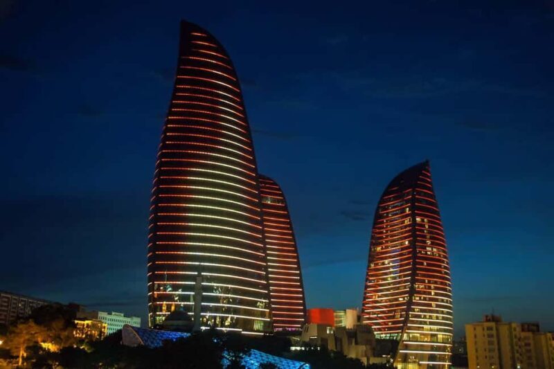 Night Lights of Baku: Guided Tour - Key Points