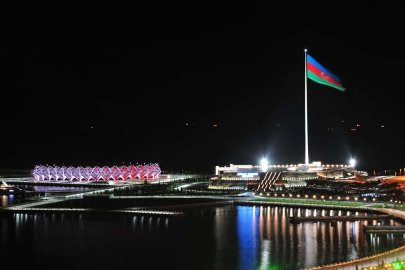Night Lights of Baku: Guided Tour - The Experience: What You Can Expect