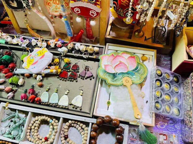 Night Market Haggling Adventure with an English Guide! - Practical Details