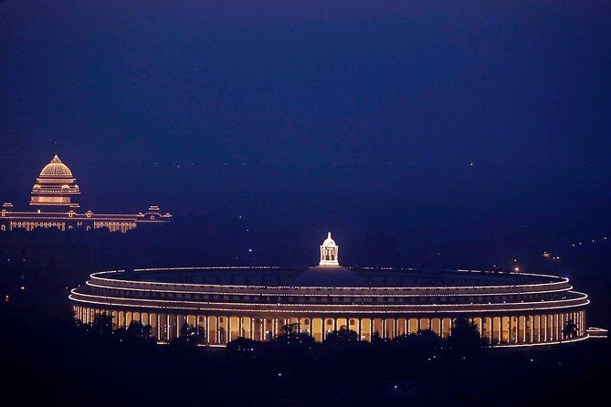 Night view Delhi Tour by AC Car From Delhi - FAQs