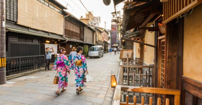 Night Walk in Gion: Kyoto's Geisha District - Who Should Consider This Tour?