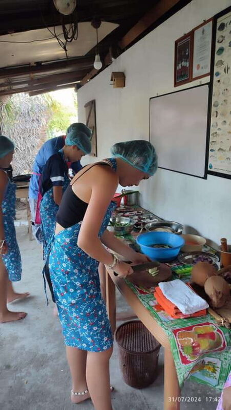 Nilaveli: Sri Lankan Cooking Class with a Local Family - A Deep Dive into the Cooking Experience