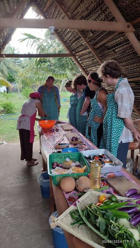 Nilaveli: Sri Lankan Cooking Class with a Local Family - Who Should Consider This Tour?