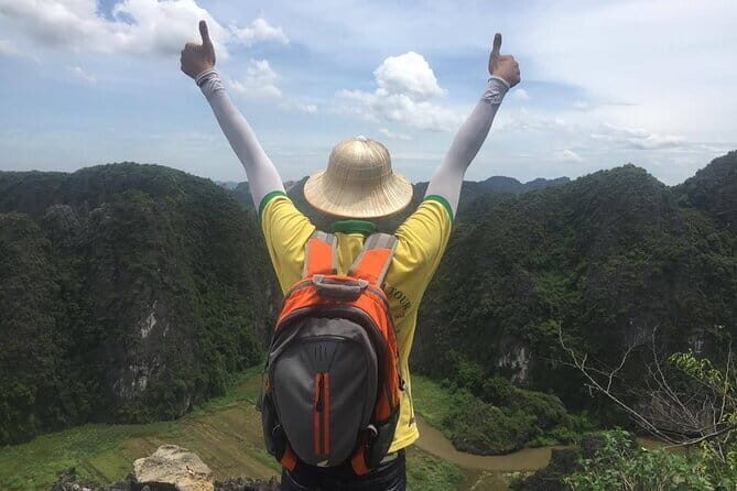 Ninh Binh 2 days 1night: Hoalu,Mua Cave, Tamcoc,Bai Dinh,Trang An - An In-Depth Look at the 2-Day Ninh Binh Tour