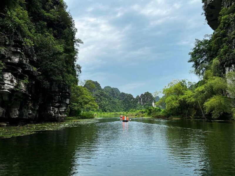 Ninh Binh: Bai Dinh, Trang An, Mua Cave Day Tour from Ha Noi - The Sum Up