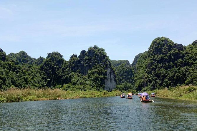 Ninh Binh Daily Tour: Hoa Lu - Am Tien Cave- Trang An boat ride - The Sum Up