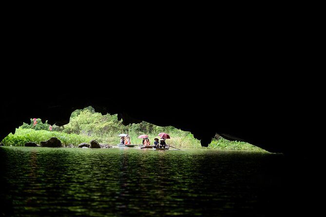 Ninh Binh Daily Tour: Hoa Lu - Tam Coc boat trip and Bike - Who Should Consider This Tour?