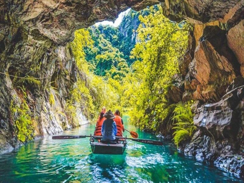 Ninh Binh Day Tour: Hoa Lu, Trang An Mua Cave, Boat Ride - Cycling Through Rural Village Life