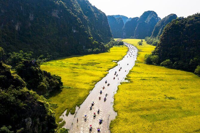 Ninh Binh Day Tour To Visit Hoa Lu -Tam Coc/ Trang An - Mua Cave - Analyzing the Value and Experience