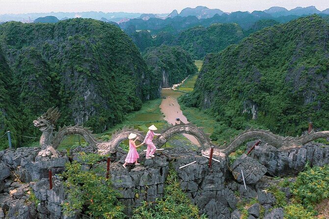 Ninh Binh Day Tour To Visit Hoa Lu -Tam Coc/ Trang An - Mua Cave - FAQ