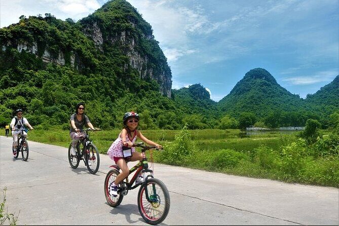 Ninh Binh Full Day Tour From Hanoi to Hoa Lu, Tam Coc, Mua Cave - Practical Tips for Travelers