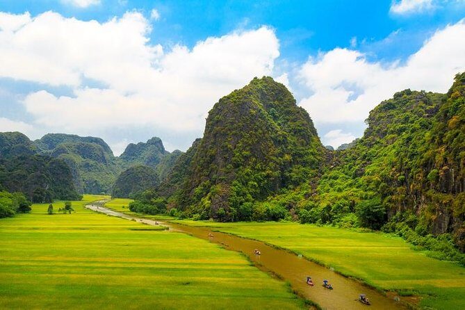 Ninh Binh Highlights Hoa Lu/Bai Dinh-Trang An/ Tam Coc- Mua Cave - A Detailed Look at What This Tour Offers