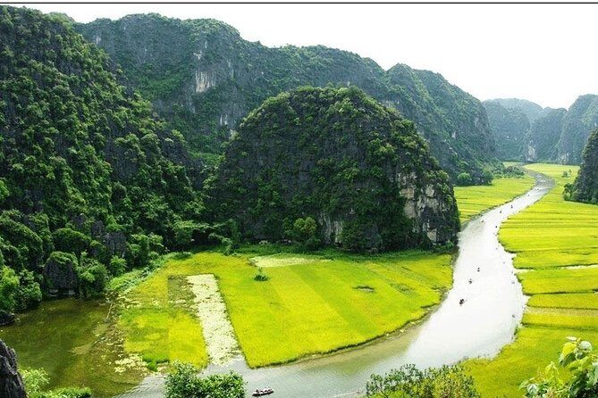 Ninh Binh-Hoa Lu-Tam Coc - Mua cave - Dragon Mountain Hiking 1 Day Tour - Who Will Love This Tour?