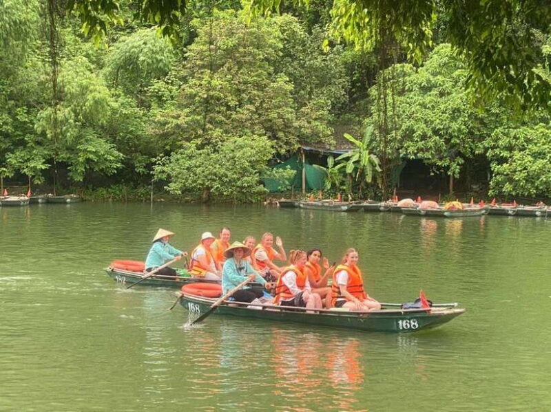 Ninh Binh : Mua Cave, Bai Dinh Pagoda, and Trang An Day Tour - An In-Depth Look at the Tour Experience