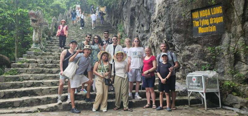 Ninh Binh Must-visit: Hoa Lu-Trang An-Mua Caves - Lunch: Tasting Regional Flavors