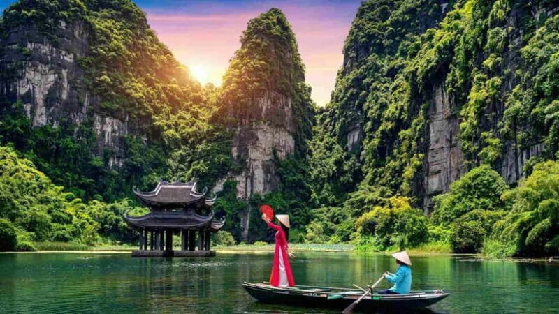 Ninh Binh Premium: Hoa Lu, Trang An & Mua Cave| VIP 9 Seater - The Sum Up