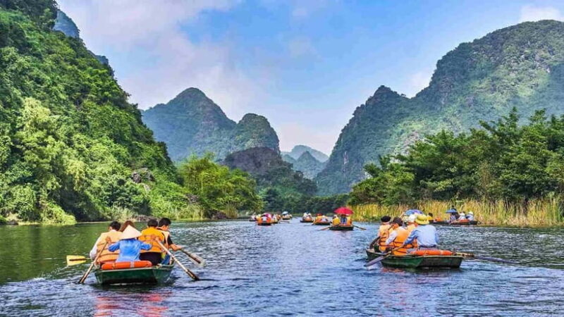 Ninh Binh Private Tour: Bai Dinh, Trang An/Tam Coc, Mua Cave - An In-Depth Look at the Tour Experience