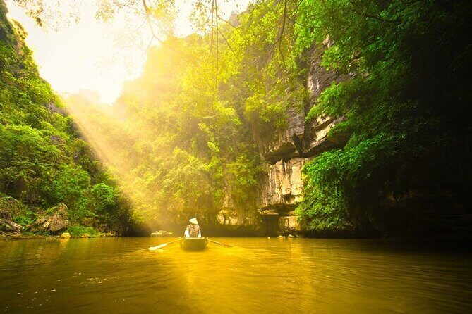 Ninh Binh Tour Hoa Lu Tam Coc Full Day: Biking,Boating,Tickets,Lunch, Limousine - Practical Details: What’s Included and What to Expect